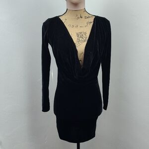 Black Velvet Draped V-Neck Long Sleeve Dress